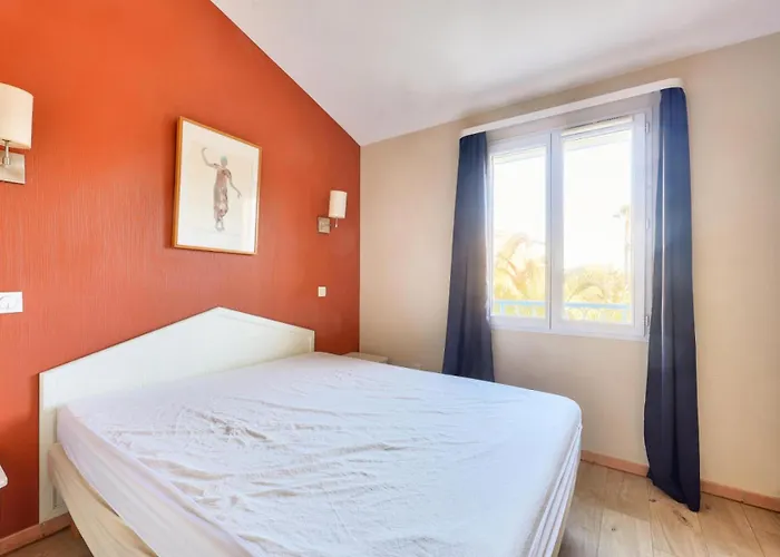 Apartment Le Hameau De La Pinede - Maeva - Maison En Bord De 3 Pieces 6 Personnes - Prestige Mae-5023