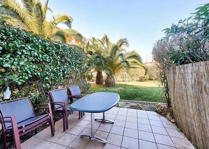 Apartment Le Hameau De La Pinede - Maeva - Maison En Bord De 3 Pieces 6 Personnes - Prestige Mae-5023 *